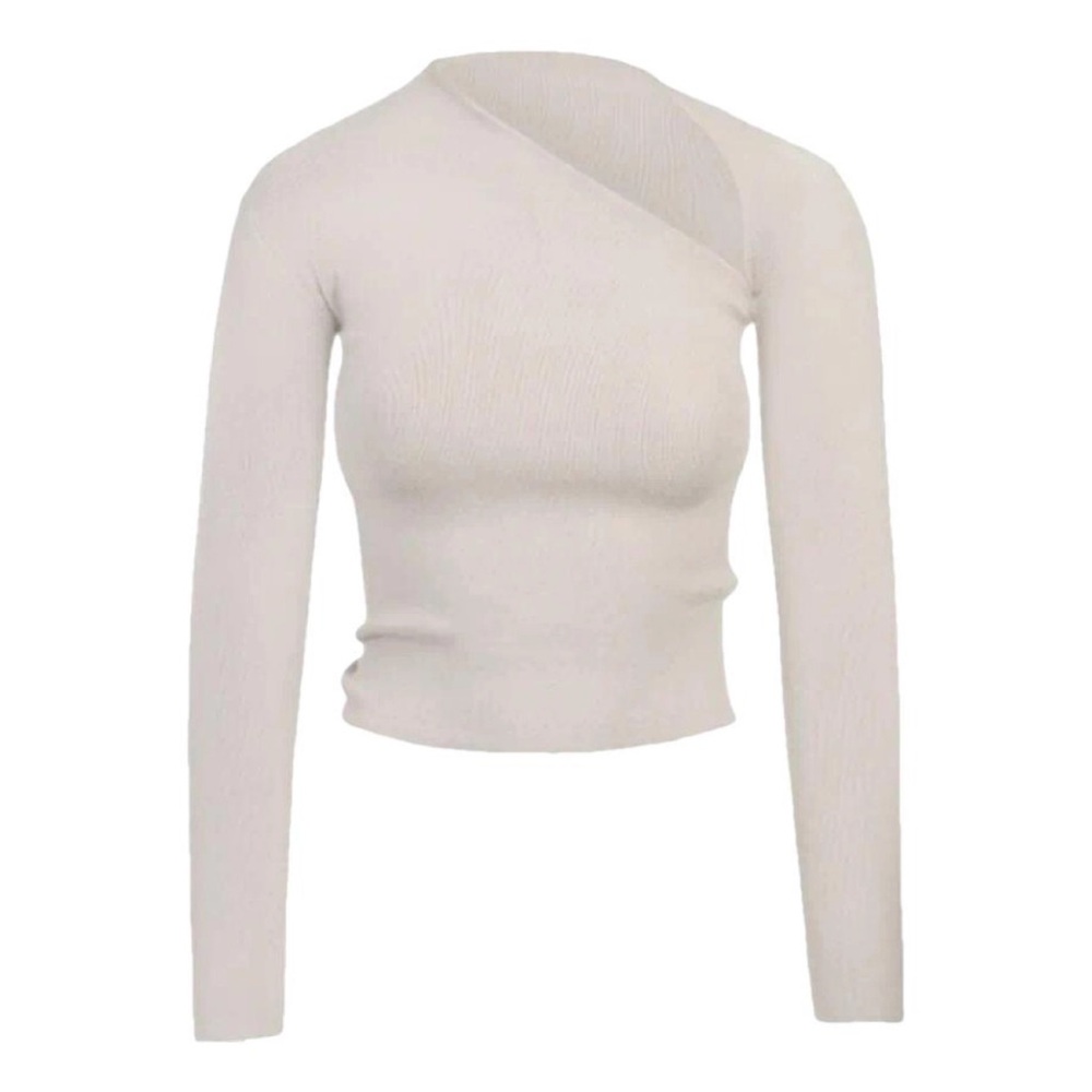 RUVE Chic Cream Asymmetrical Long Sleeve Top